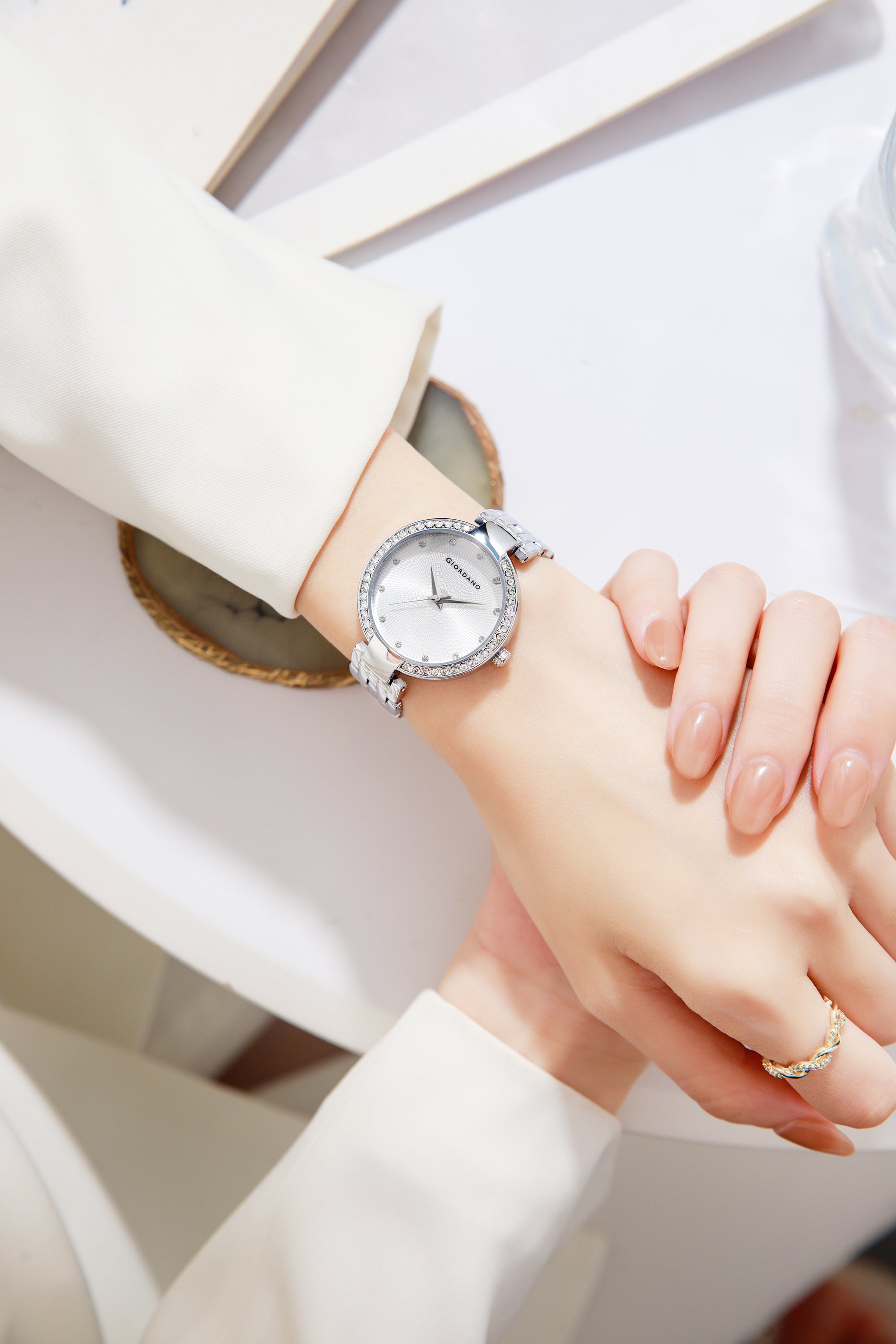 Giordano Analog Watch for Women with Diamond Indices, Stainless Steel Strap and Crystal Embellished Bezel | GD-2141-11